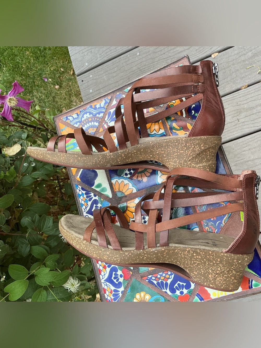 Ahnu Brown Leather Gladiator Sandals Women's Size 8 Comfort Boho Zip Back - Picture 11 of 15